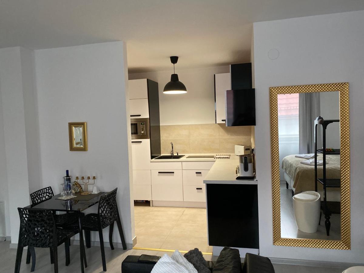 Zara Luxury Apartments The Absolute Center Of Zilina Bagian luar foto